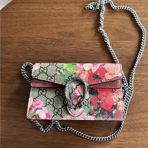 Authentic Gucci Blooms Dionysus Super Mini chain bag